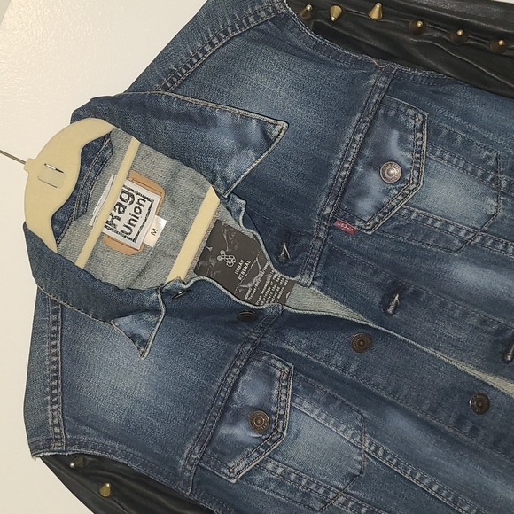 Jacket - Picture 3 of 3